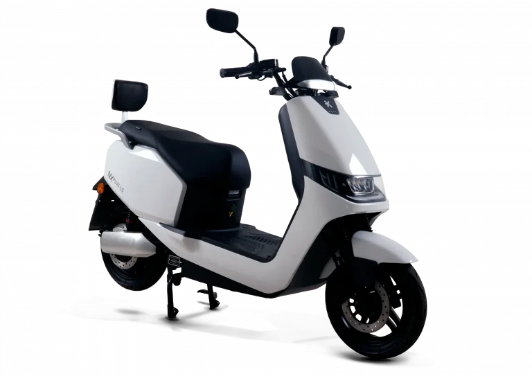 Moto electrica blanca NEXT NXPLUS LS